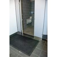 Outdoor Entrance Matting, Rubber, Scraper Type, Textured Pattern, 2' x 2-2/3', Black Northern Industrial Supply Inc.