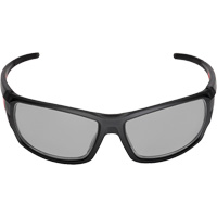 Lunettes de s&eacute;curit&eacute; performantes, Lentille Gris, Antibu&eacute;e, ANSI Z87+/R&eacute;pond ou surpasse la norme CSA Z94.3 Northern Industrial Supply Inc.