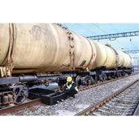Ultra-Track Berm, 144 US gal. Capacity, 4' W x 6' L x 12" H, Foam Wall Northern Industrial Supply Inc.