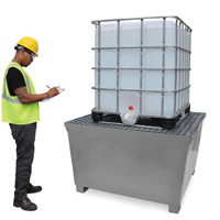 Ultra-IBC Spill Pallet en acier, Capacit&eacute; de d&eacute;versement 370 gal. US, 57,6" x 34,7" x 56,9" Northern Industrial Supply Inc.