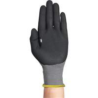 Gants r&eacute;sistants &agrave; la coupe HYFLEX 11-574, Taille 5/2T-petit, Calibre 21, Rev&ecirc;tement Mousse de nitrile, Enveloppe en Intercept, ASTM ANSI niveau A4/EN 388 niveau D Northern Industrial Supply Inc.