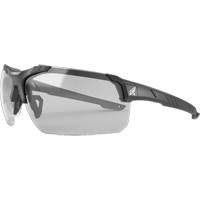 Lunettes de s&eacute;curit&eacute; Tacana avec Vapor Shield, Antibu&eacute;e/Antireflet, ANSI Z87+/R&eacute;pond ou surpasse la norme CSA Z94.3 Northern Industrial Supply Inc.