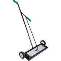 Balayeuse magn&eacute;tique &agrave; pousser, 24" la Northern Industrial Supply Inc.