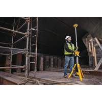 Lampe sans fil sur tr&eacute;pied 20V Max, DEL, 3000 lumens, Boîtier en Plastique Northern Industrial Supply Inc.