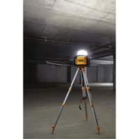 Baladeuse polyvalent sans fil Tool Connect 20V Max, DEL, 5000 lumens, Boîtier en Plastique Northern Industrial Supply Inc.