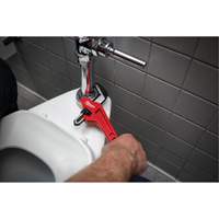 Steel Offset Hex Pipe Wrench, 2-5/8" Jaw Capacity, 10-1/2" Long, Powder Coated Finish, Ergonomic Handle Northern Industrial Supply Inc.
