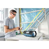Compact Jobsite Radio with Bluetooth&reg; 5.0, Lithium-Ion, 18 V Northern Industrial Supply Inc.