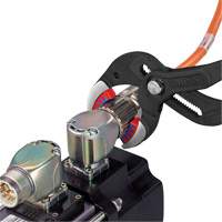 Pipe Gripping Pliers with Replaceable Plastic Jaws, 10" Northern Industrial Supply Inc.