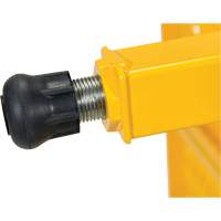 Plate-forme ajustable Step-Mate, 1 marche(s), 23-1/2" la x 19-9/16" lo x 16-1/2" h, Capacit&eacute; 500 lb Northern Industrial Supply Inc.